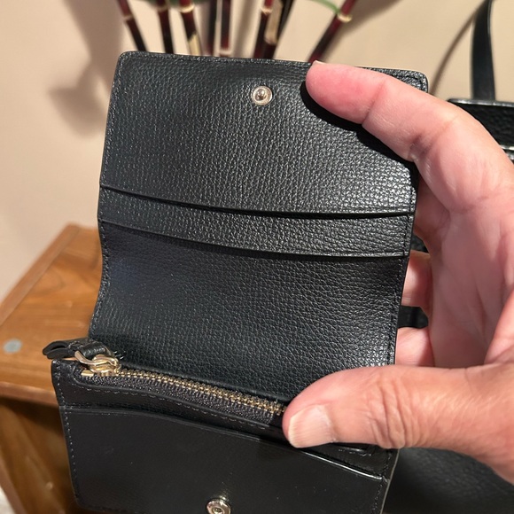 Kate Spade Black Tote Bag w/matching wallet - Picture 15 of 16